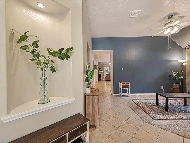 11518 Columbia Pines Ln — Photo 5