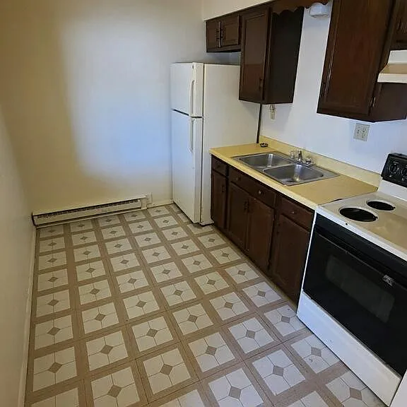 1258 Short Ct — Photo 1