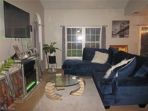 2nd image of 7181 Lexington Ct