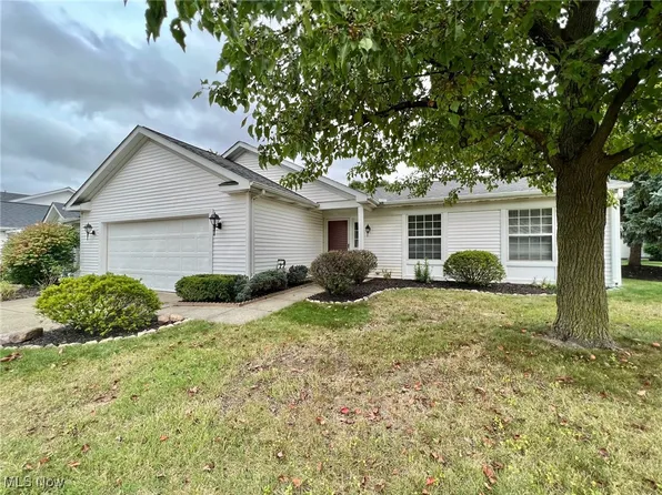 7095 Cross Creek Dr, Mentor, OH 44060