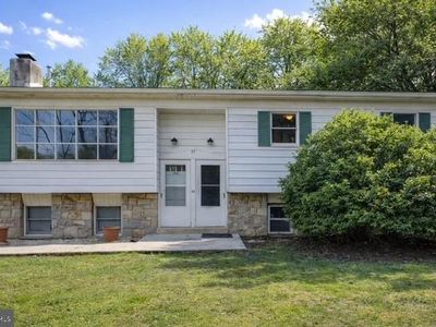 1234 Woodmere Dr, Pottstown, PA, 19464