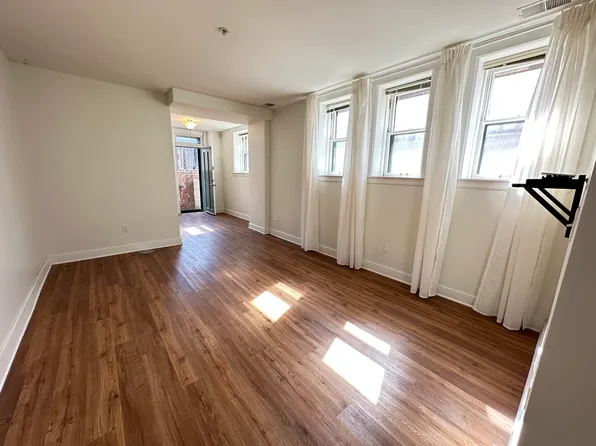 615 W Hancock St, Detroit, MI 48201