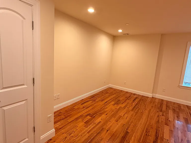 90 Ludlow St #2 — Photo 23