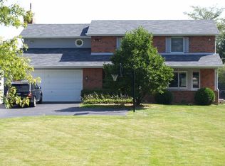 1305 N Doe Rd, Palatine, IL 60067