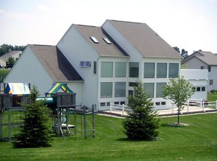 5260 Brantford Ct, Grand Blanc, MI 48439