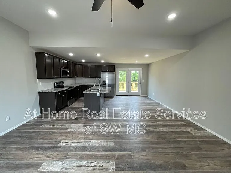 3897 W Linwood St — Photo 2