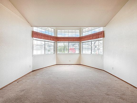 4th image of 1517 Mallory Place