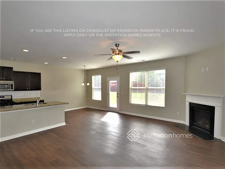 1916 Stanton Way — Photo 5
