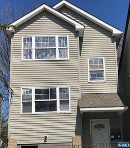 76 Arch St, Paterson, NJ, 07522