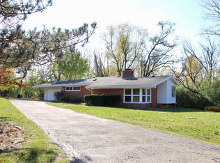 540 Bonnie Brae Rd, Hinsdale, IL 60521