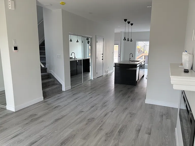 12115 93rd St NW — Photo 25