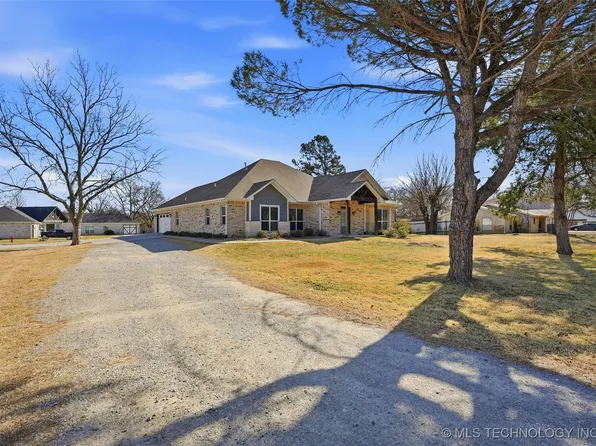 1110 N 49th Ave, Durant, OK 74701