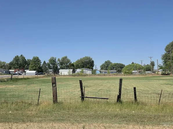 119 18th St, Heyburn, ID 83336