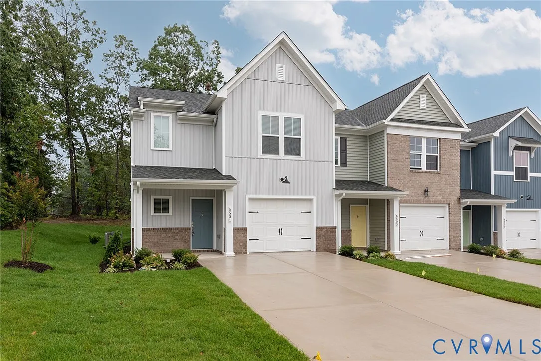 3 bed, 2.5 bath, 1743 sqft, $2,575 — Photo 2