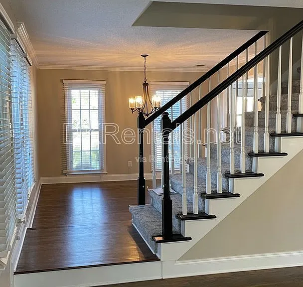 416 Carmain Ln NW — Photo 15