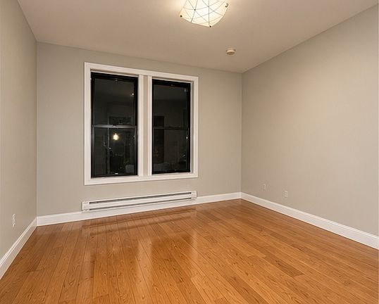 4th image of 132-30 Sanford Ave #3