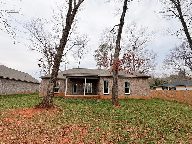 10515 Wall Triana Hwy — Photo 23