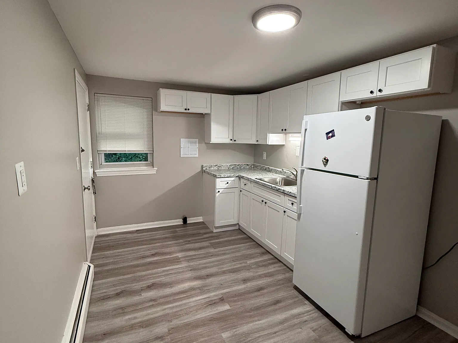 2 bed, 1000 sqft, $1,850 — Photo 1