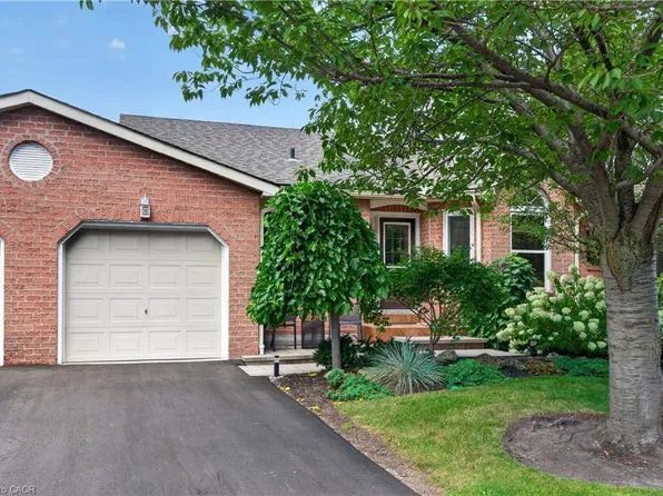 5255 Lakeshore Rd #53, Burlington, ON L7L 5X6