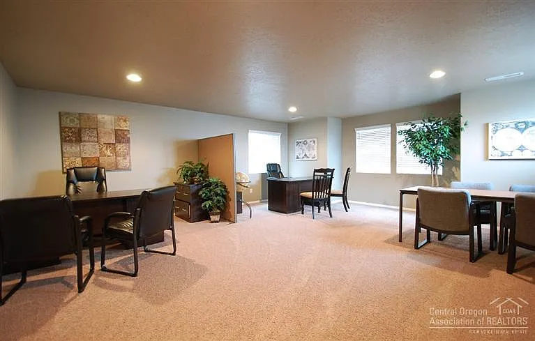 21104 Azalia Ave — Photo 8