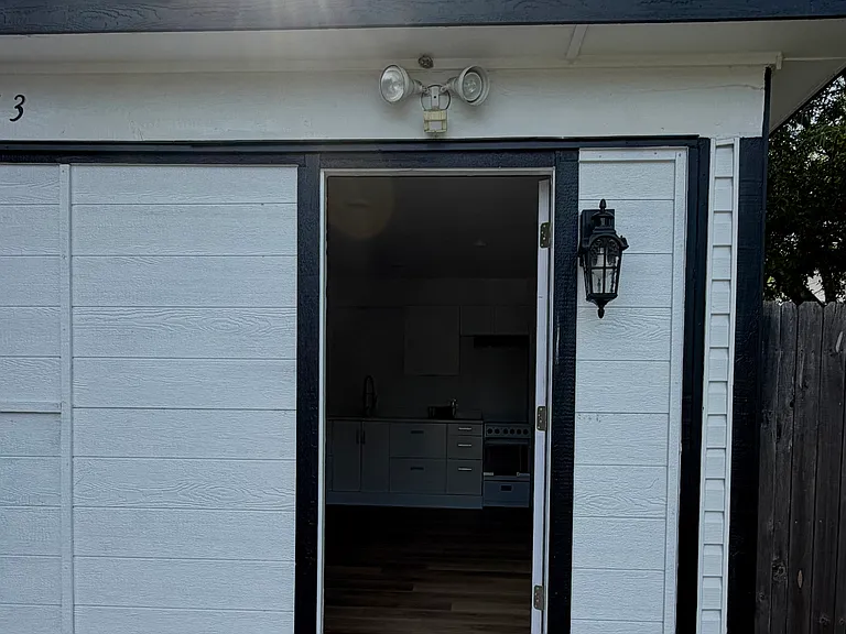 11743 Country Springs St — Photo 4