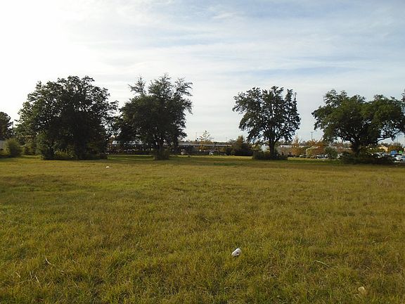 2nd image of 1920 Paxville Hwy
