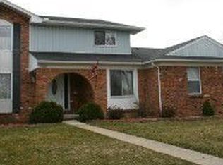 45237 Indian Creek Dr, Canton, MI 48187