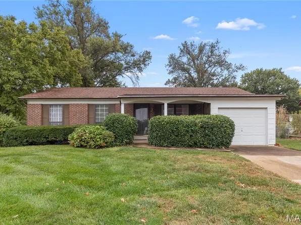 23 Northwinds Dr, Saint Peters, MO 63376