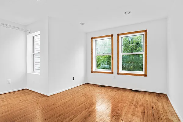 Sold by Hakeem Shahid, LREB | media 14