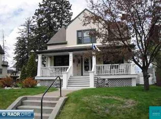 809 S 5th Ave, Virginia, MN 55792