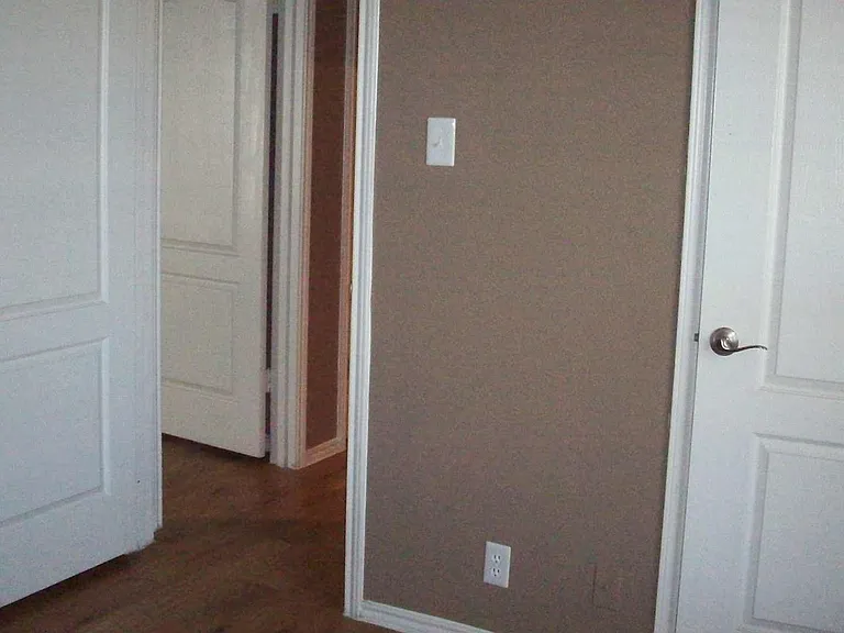 Country View Apartments — Photo 18