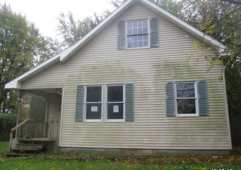 1177 Locust St photo 1