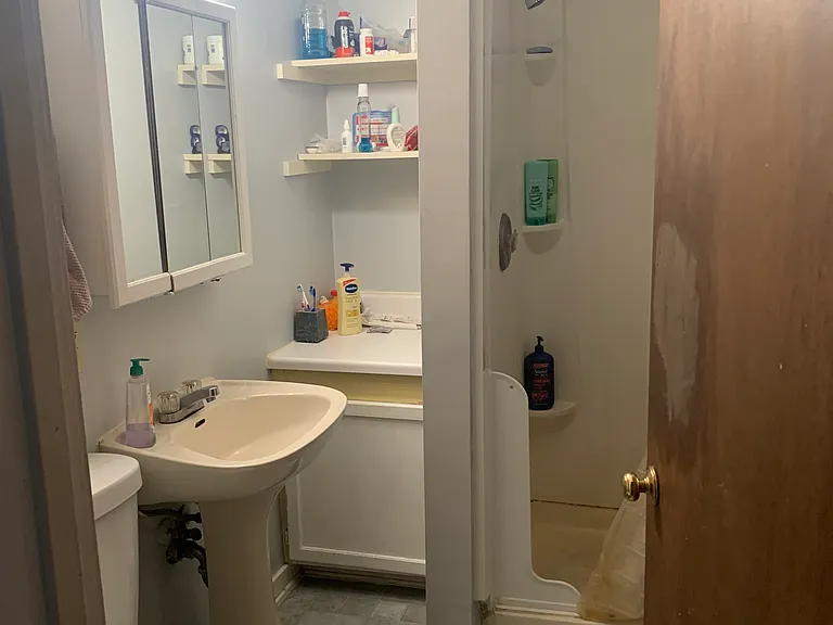818 University Ave SE #102 — Photo 7