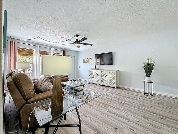 4th image of 5861 42ND TERRACE N #1610