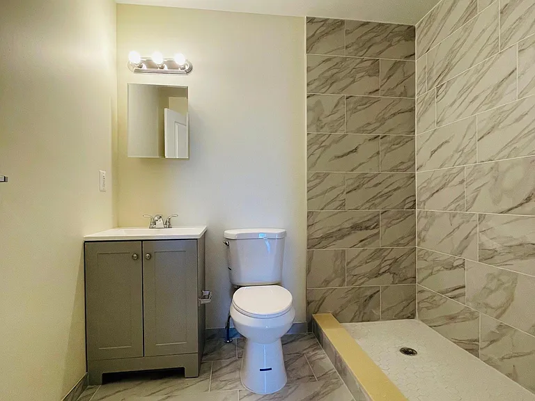 206 Stoneway Ln — Photo 23