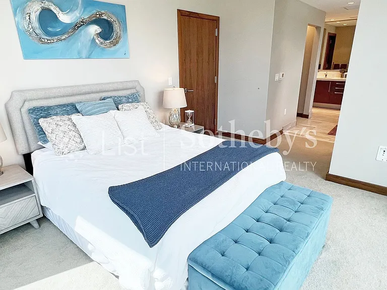 1555 Kapiolani Blvd #910 — Photo 6