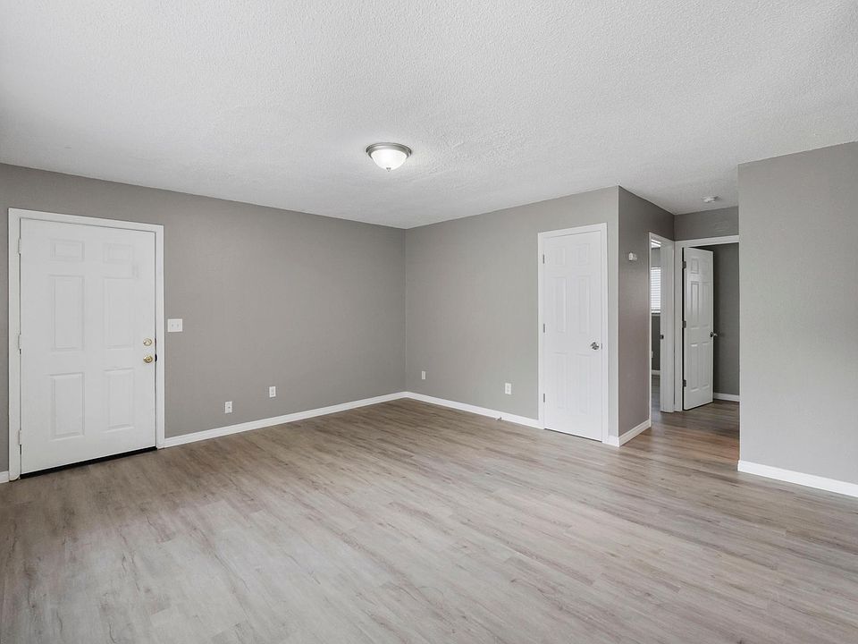 1st image of 909 Pacific Ave S APT 6