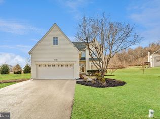 15 Dillon Ct, Exton, PA 19341