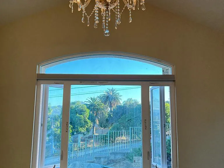 LIVING ROOM WONDOW, CHANDELIER, VIEW