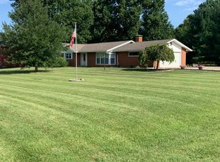 1236 N Skylark Dr, Sullivan, IN