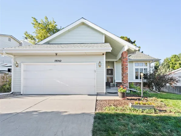 19742 E Greenwood Drive, Aurora, CO 80013