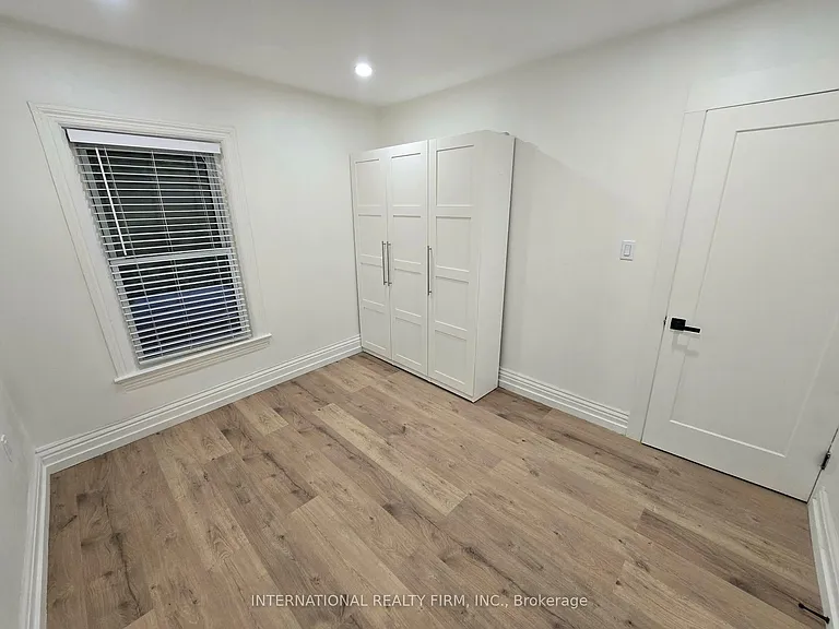 793 Dufferin St #UPPER — Photo 4