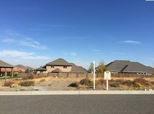 2 W 48th Ave #3920, Kennewick, WA 99337