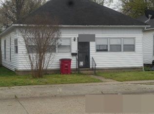 327 Matthews Ave, Sikeston, MO 63801