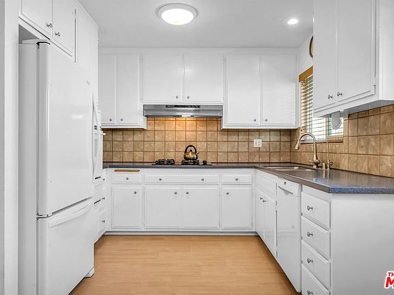 3rd image of 5215 Sepulveda Blvd Unit 22A