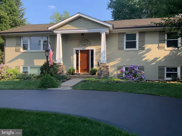 10411 Huntrace Way, Vienna, VA 22182