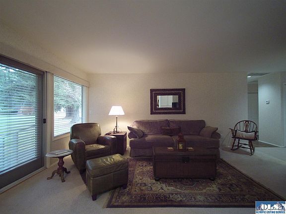 5th image of 117 Fairway Dr
