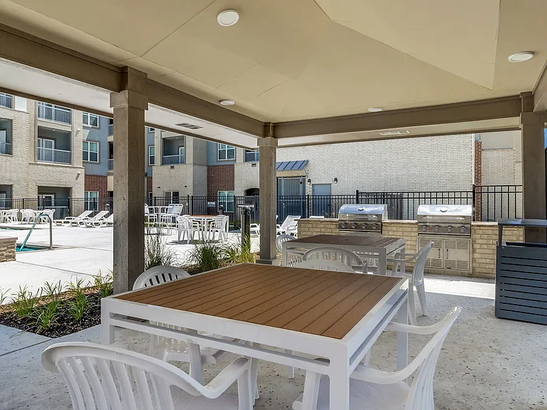 Embree Eastside By Palladium — Photo 19