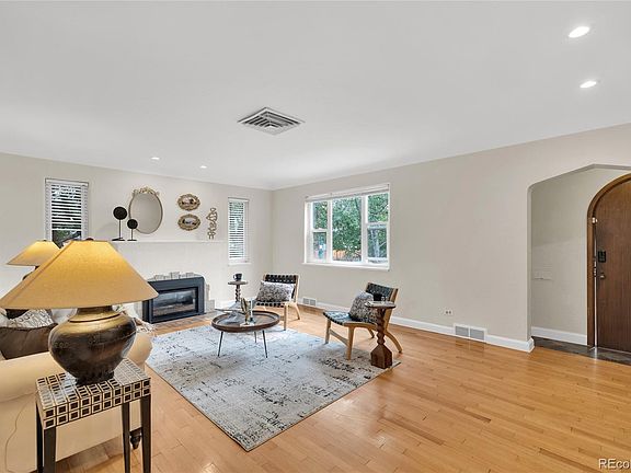 5th image of 1295 Holly Street
