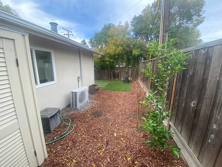 7339 Starward Dr — Photo 10